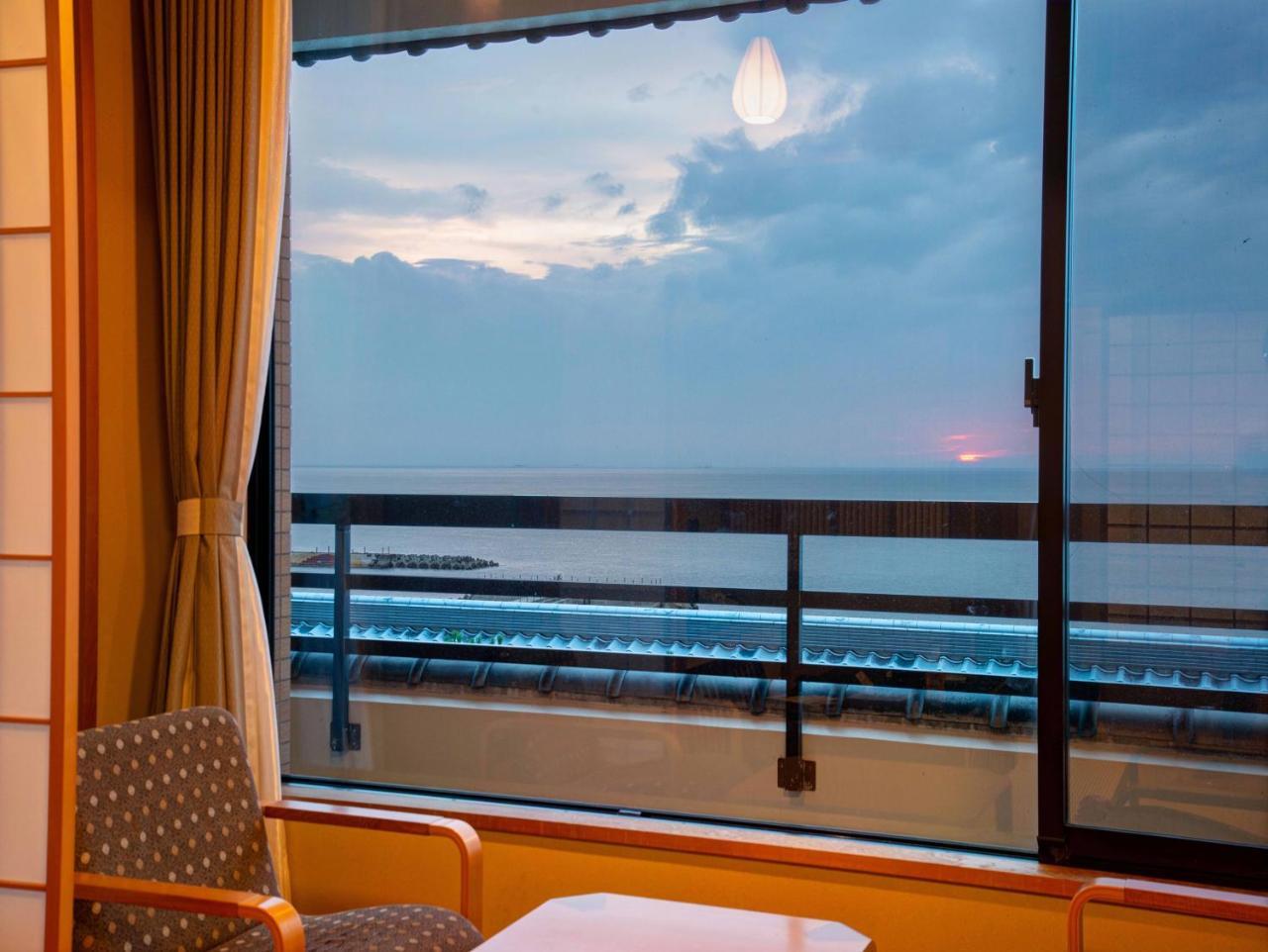 Watatsumino Yado Hotell Awaji Exteriör bild